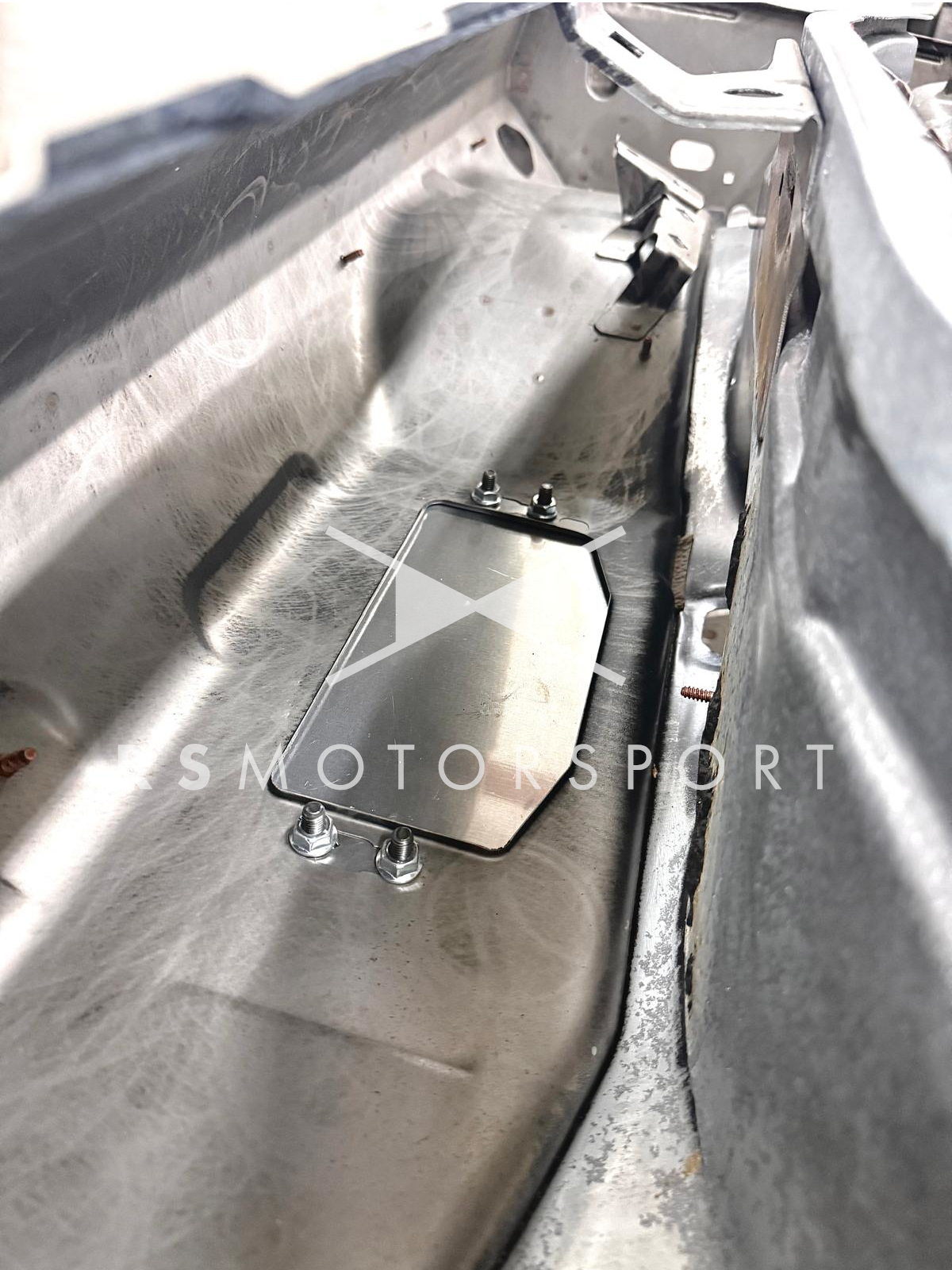 Support de siroco pour clio, rallye