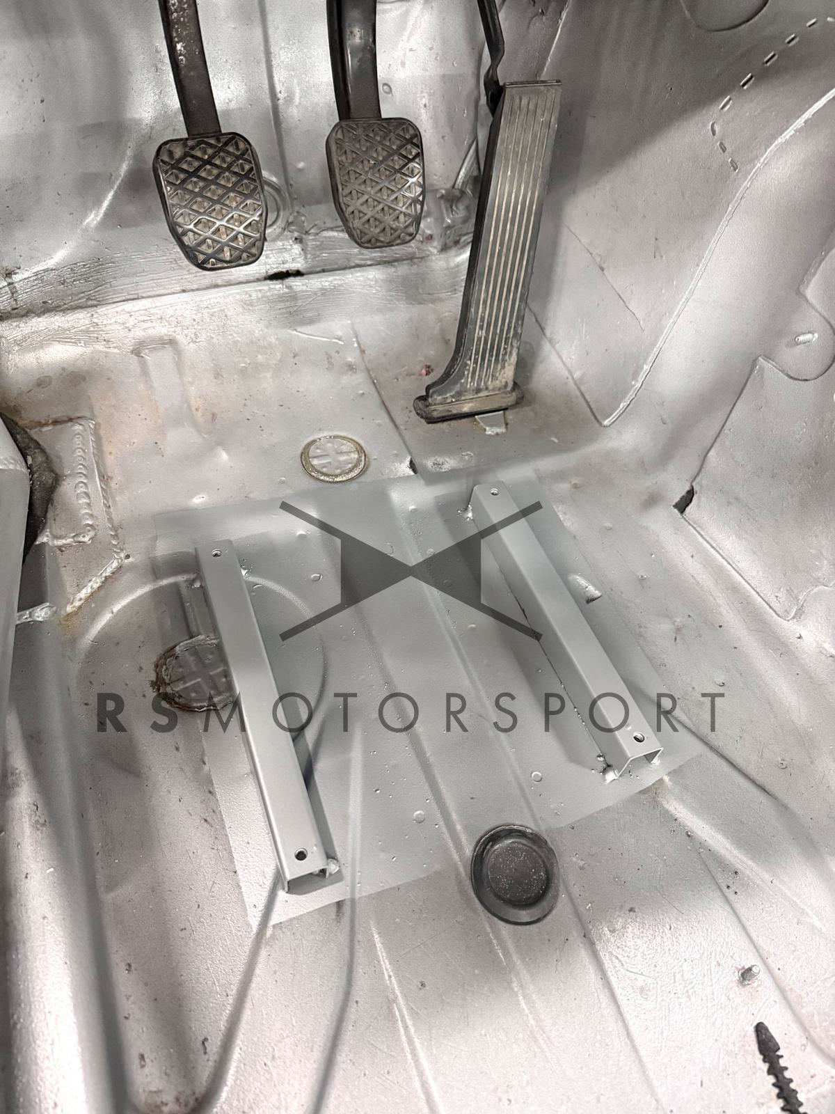 cale pied pilote pour bmw e30 rallye avec supports à souder